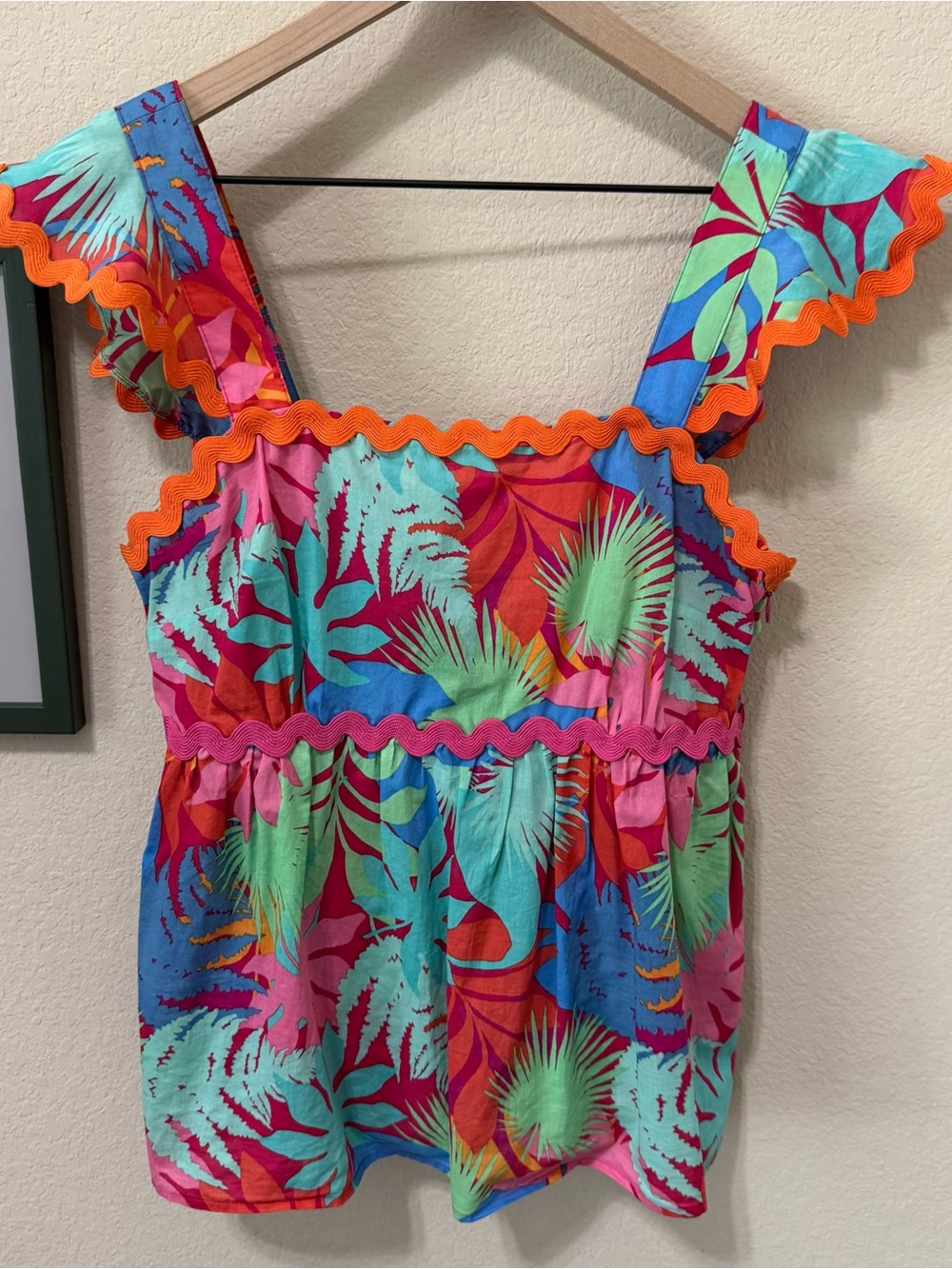 GREYLIN | Tropical Print Ruffle Tank Top with Ric Rac Size Small